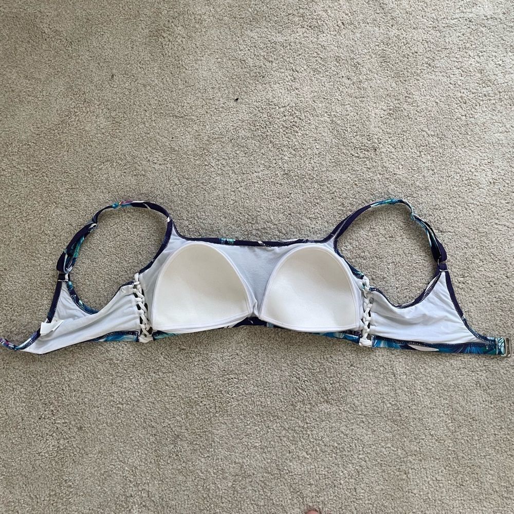 Colorful Bikini top  - Picture 4 of 6